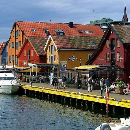 Dom wakacyjny Waterfront Home-tonsberg